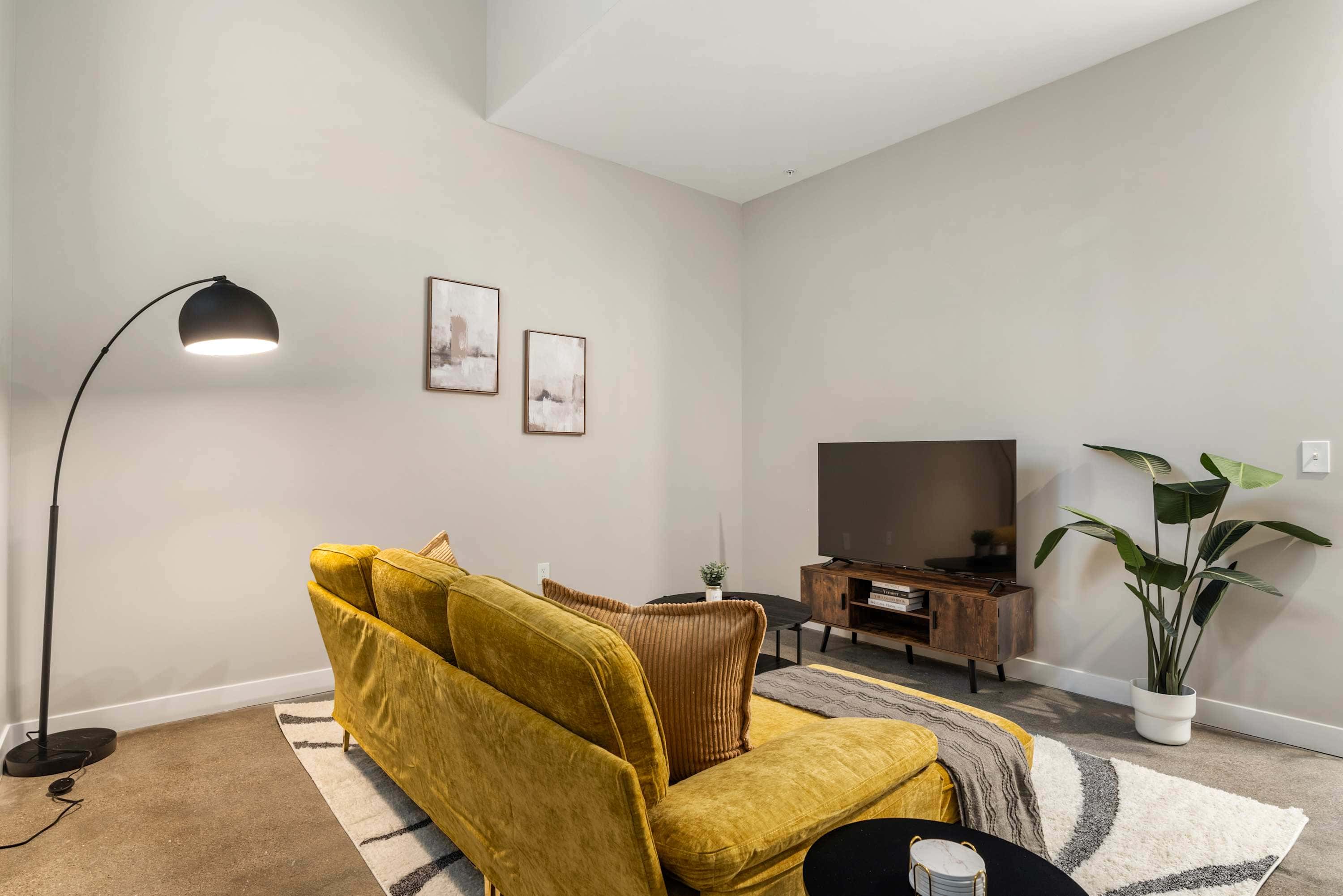 Stylish 1BR | Textile by CozySuites