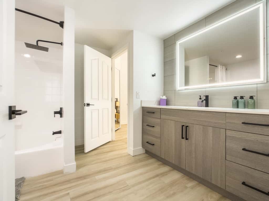 Cozysuites 1BR/1BA Oasis at Kierland Commons