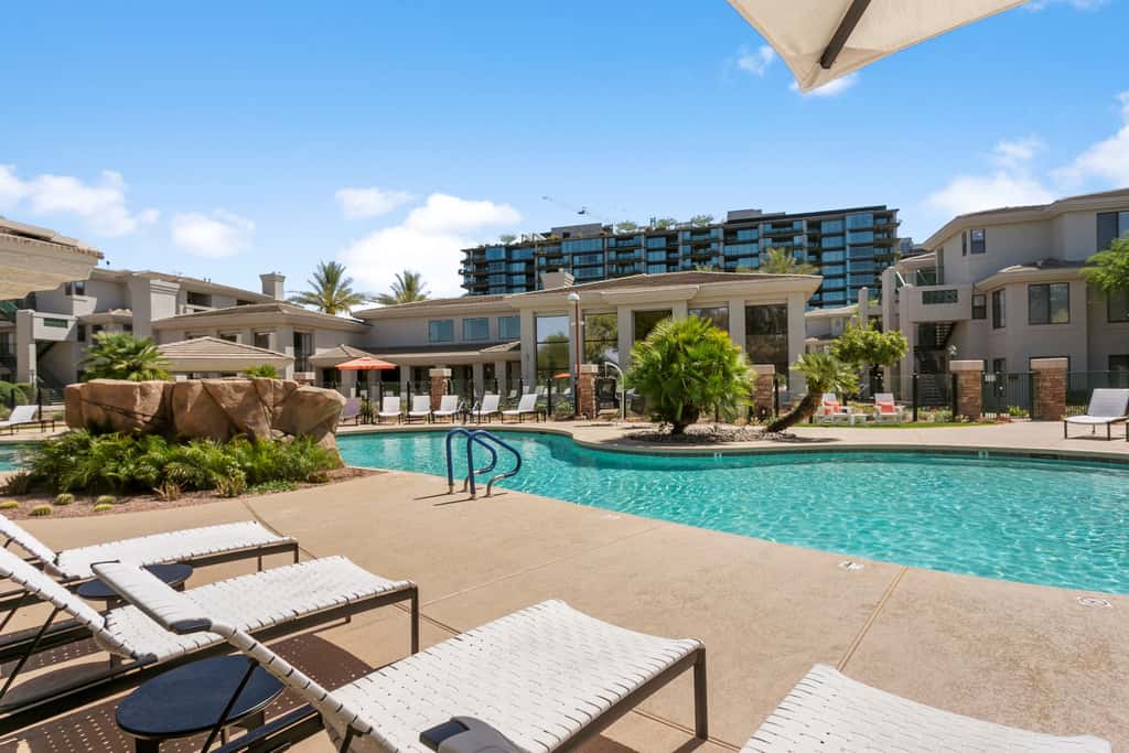 Cozysuites 1BR/1BA Oasis at Kierland Commons