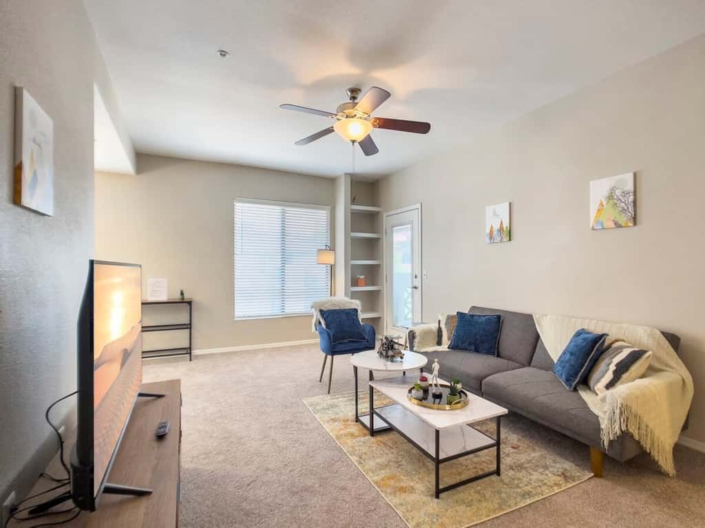CozySuites 3BR/2BA Kierland Commons with pool