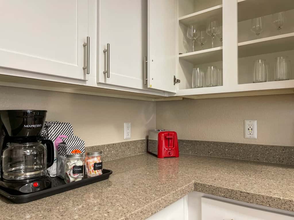 CozySuites 3BR/2BA Kierland Commons with pool