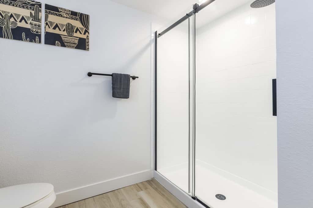 4BR TWO CozySuites at Kierland Commons with pool