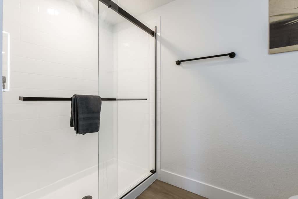 4BR TWO CozySuites at Kierland Commons with pool