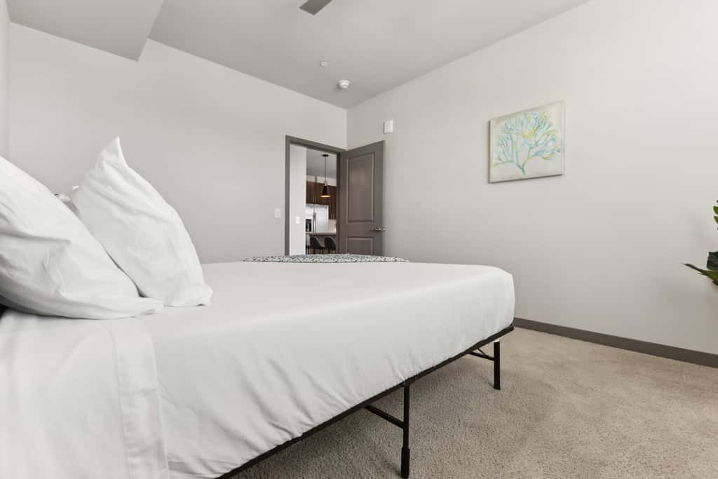 CozySuites PHX RORO Pool, Pets, Gym! 1BR