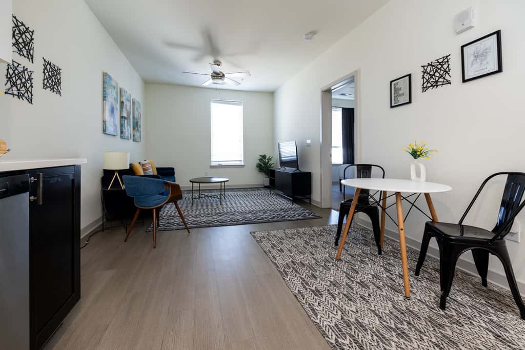 Stunning Nulu 1BR CozySuites