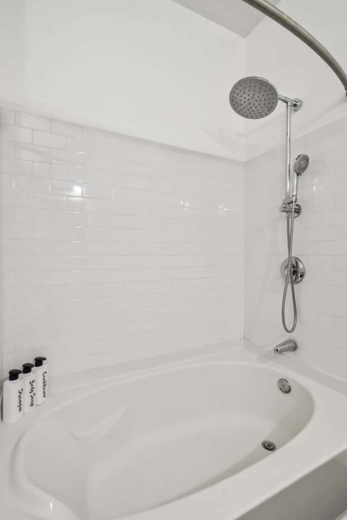 CozySuites 2BR Mill District with pool, gym