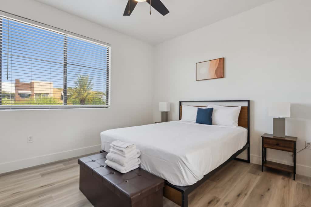 CozySuites Glendale  - Westgate 2Br2Ba