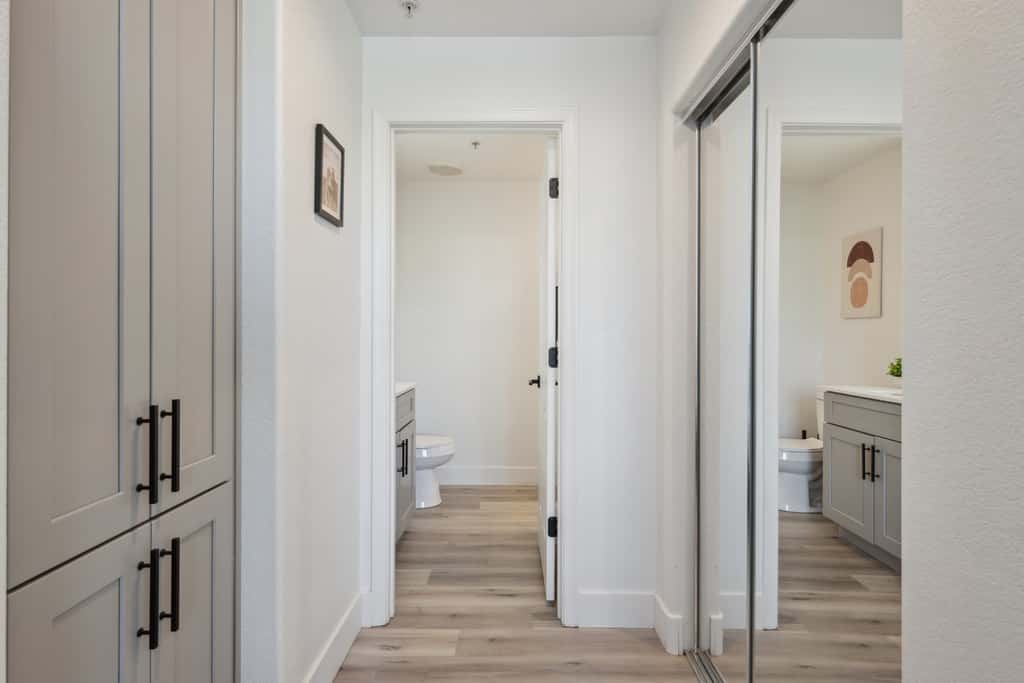 CozySuites Glendale  - Westgate 2Br2Ba