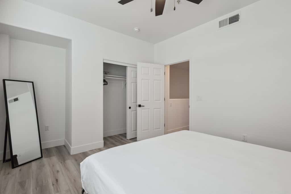 CozySuites Glendale  - Westgate 2Br2Ba
