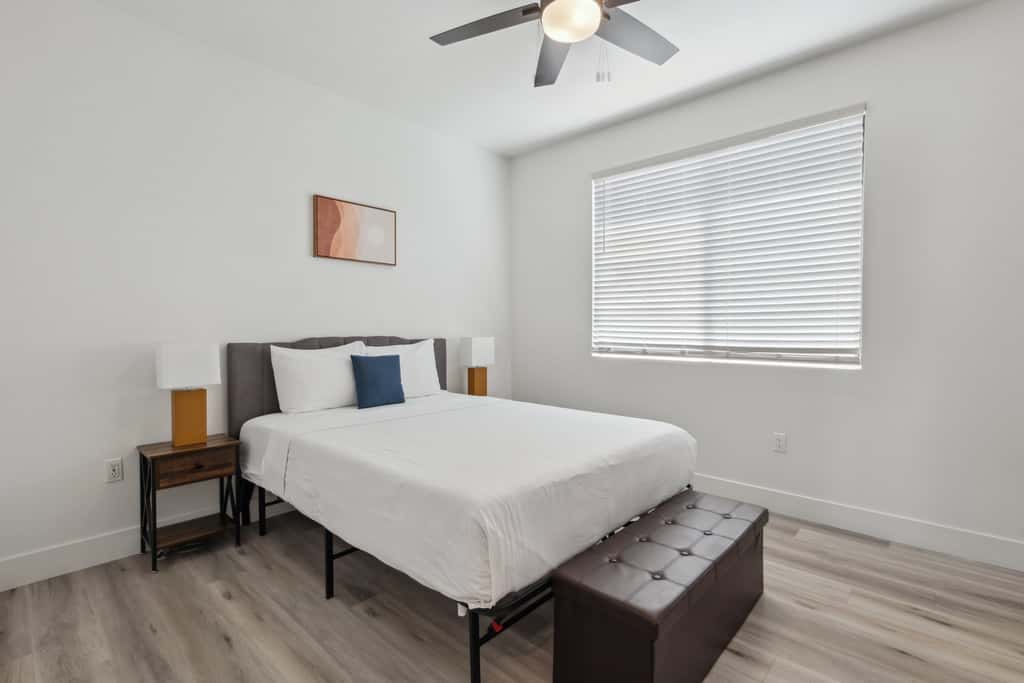 CozySuites Glendale  - Westgate 2Br2Ba