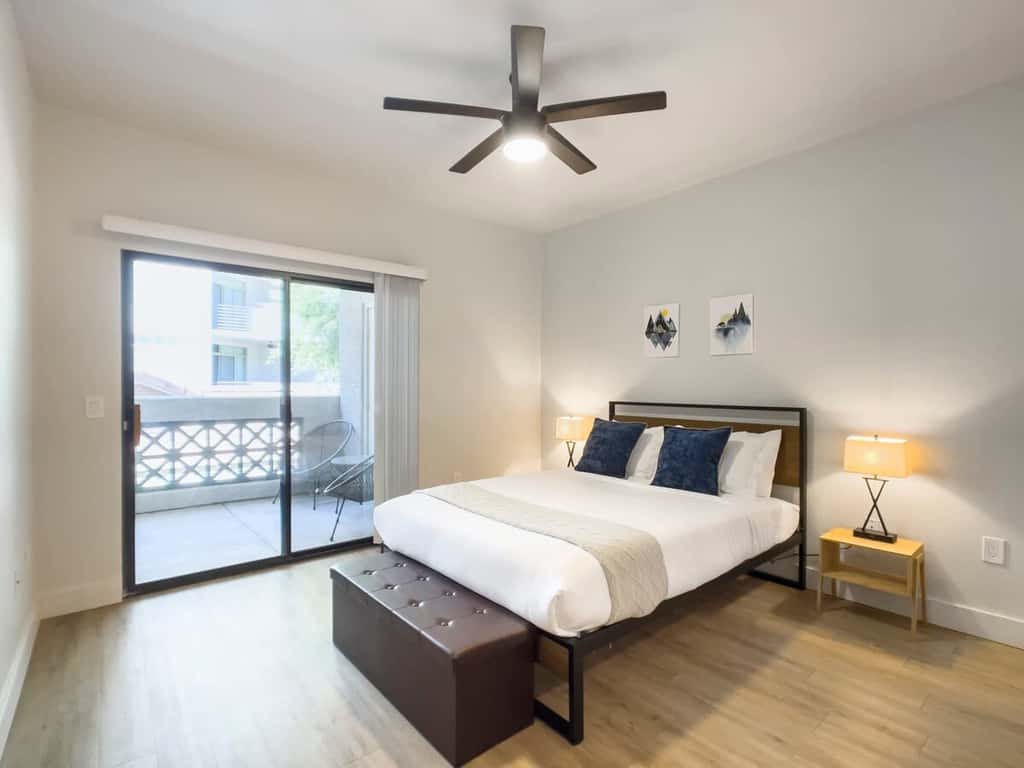 CozySuites 2BR/2BA at Kierland Commons