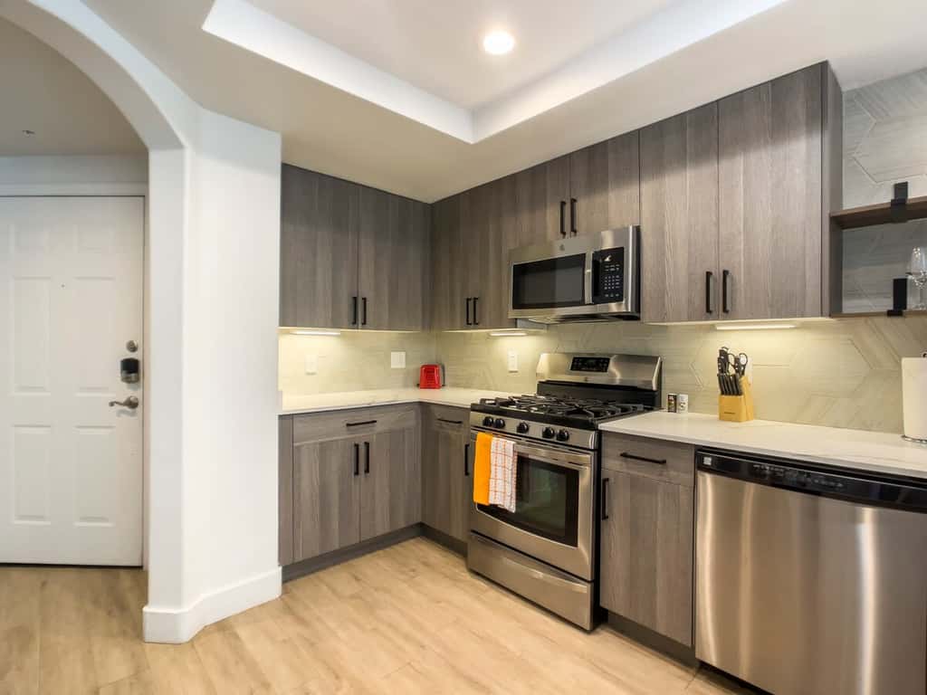 CozySuites 2BR/2BA at Kierland Commons