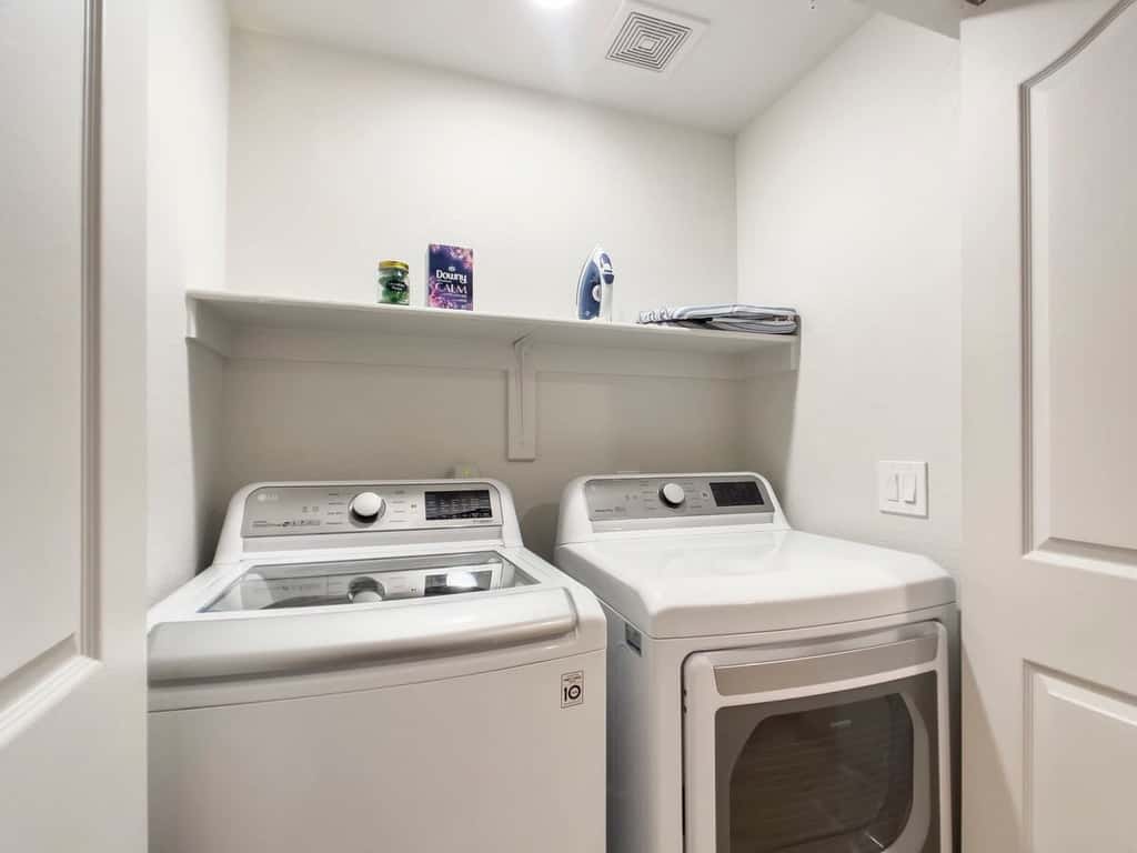 CozySuites 2BR/2BA at Kierland Commons