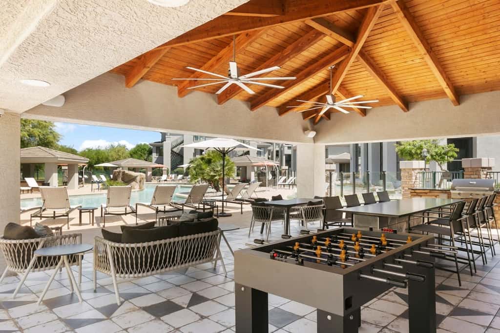 CozySuites 2BR/2BA at Kierland Commons