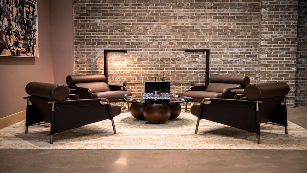 Roami at Century Plaza | Convention Ctr |1BR Loft