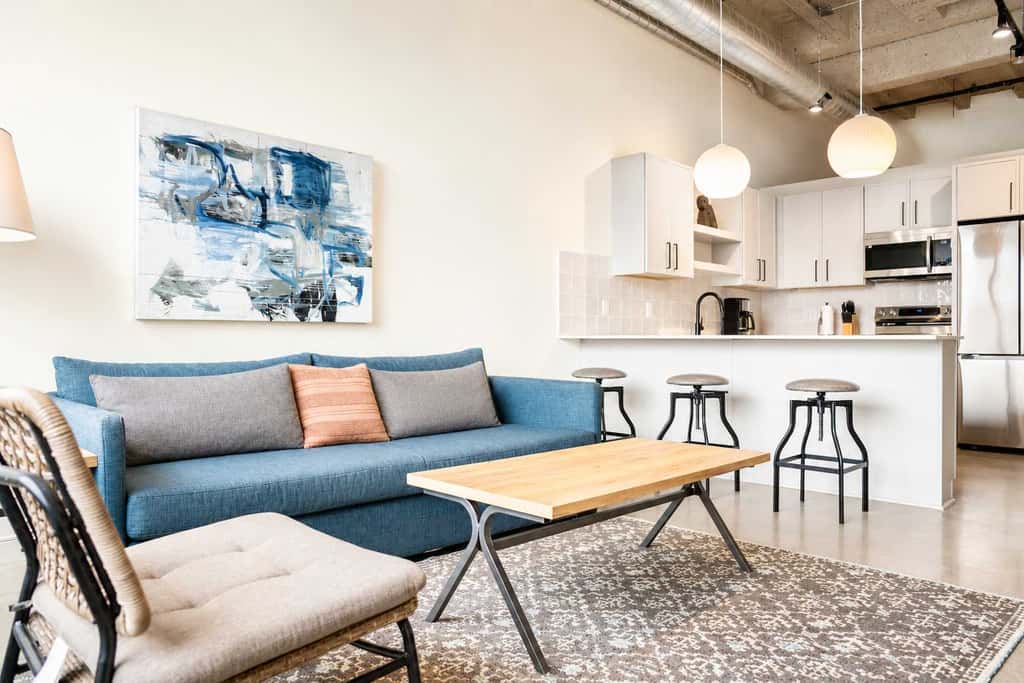 Roami at Century Plaza | Convention Ctr |1BR Loft