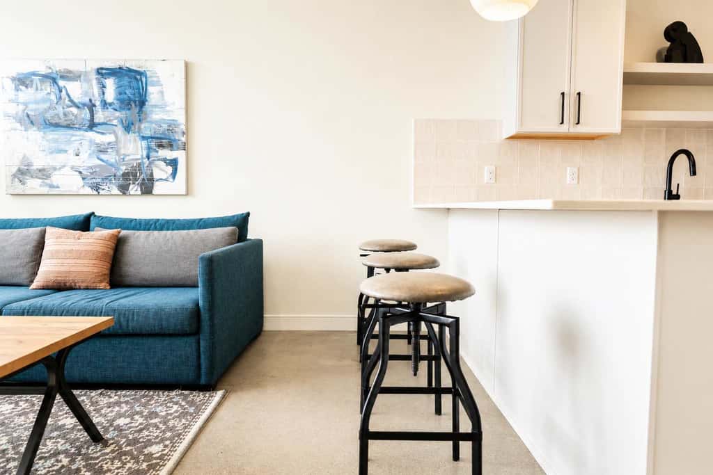 Roami at Century Plaza | Convention Ctr |1BR Loft