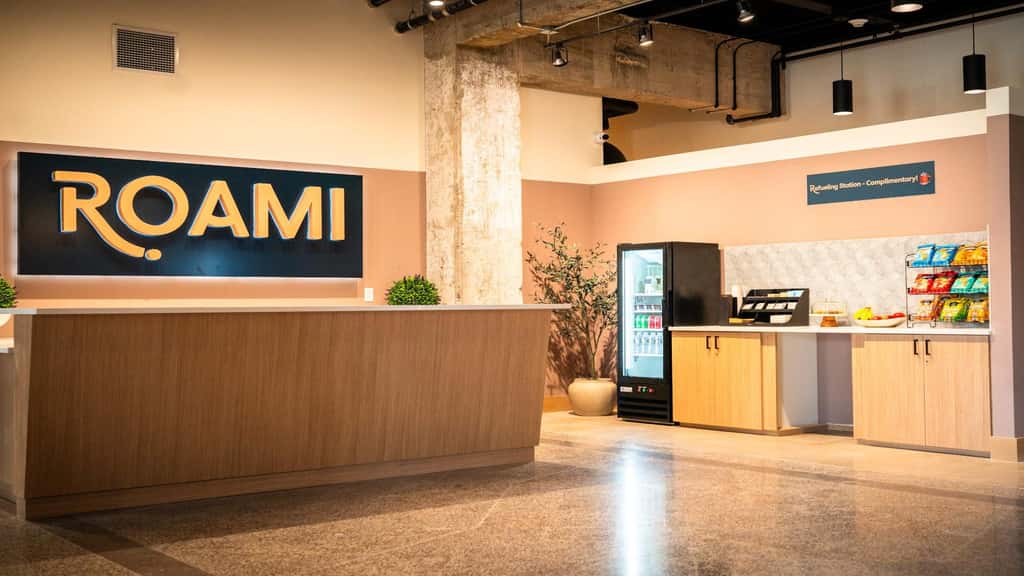 Roami at Century Plaza | 2BR 2BA Loft | sleeps 6