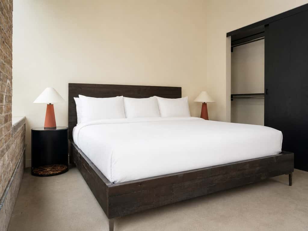 Roami at Century Plaza | 2BR 2BA Loft | sleeps 6