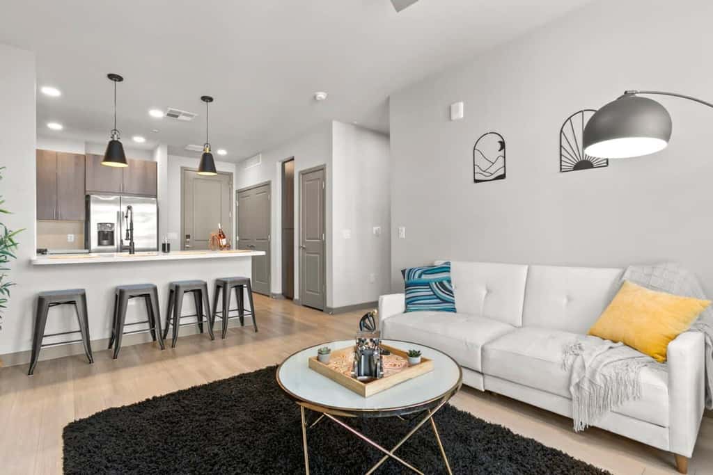 CozySuites 1BR PHX RORO Gym, Pool, Pets!