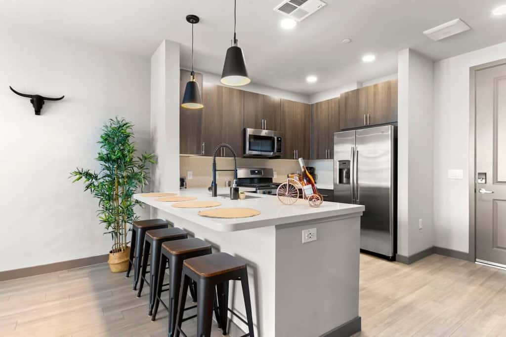 CozySuites 1BR PHX RORO Gym, Pool, Pets!