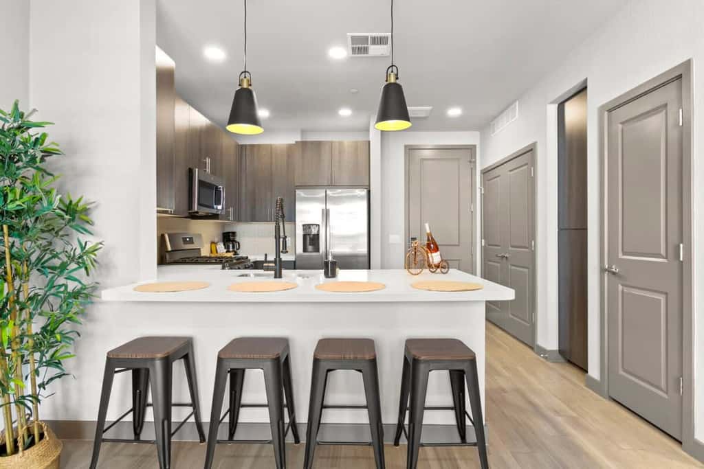 CozySuites 1BR PHX RORO Gym, Pool, Pets!