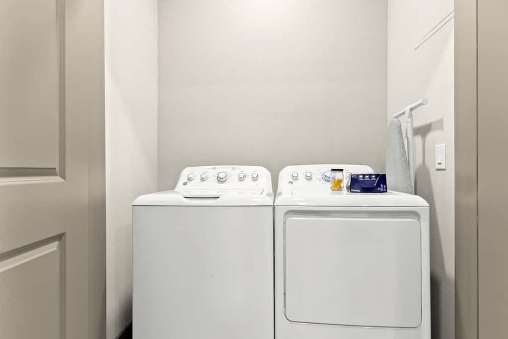 CozySuites 1BR PHX RORO Gym, Pool, Pets!