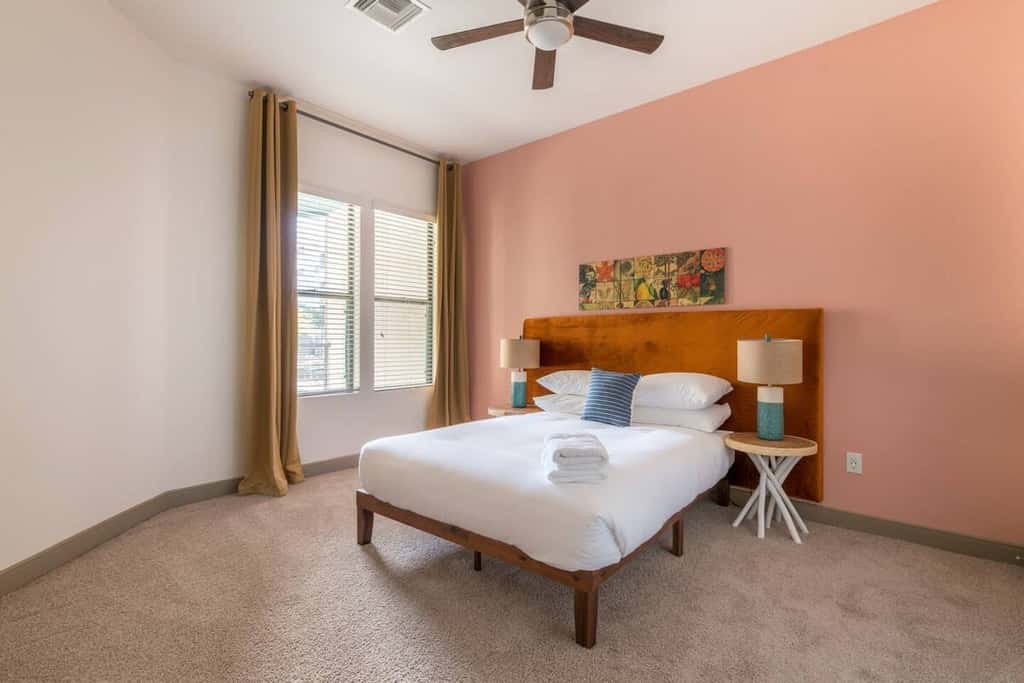 3BR TWO Modern CozySuites at Town Lake waterfront!