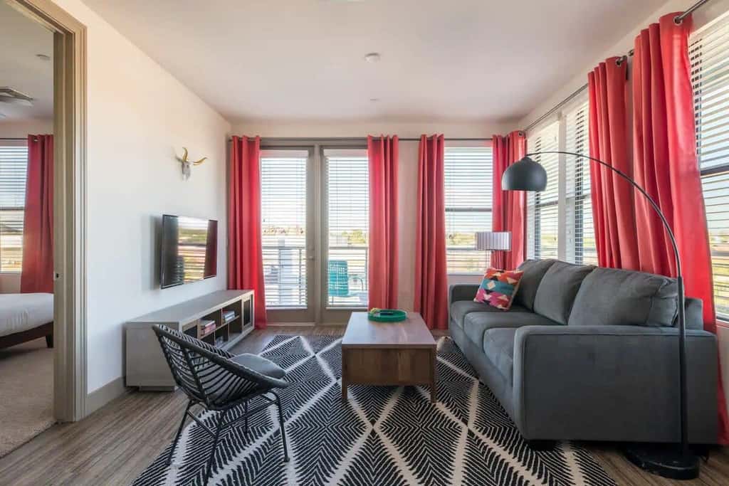 3BR TWO Modern CozySuites at Town Lake waterfront!