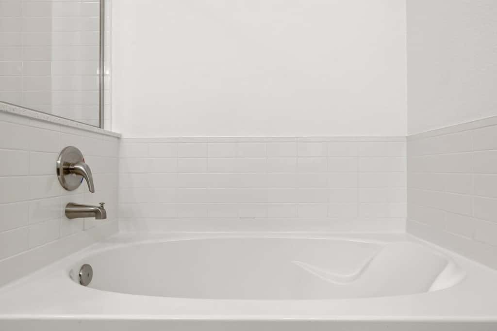 4BR TWO Modern CozySuites