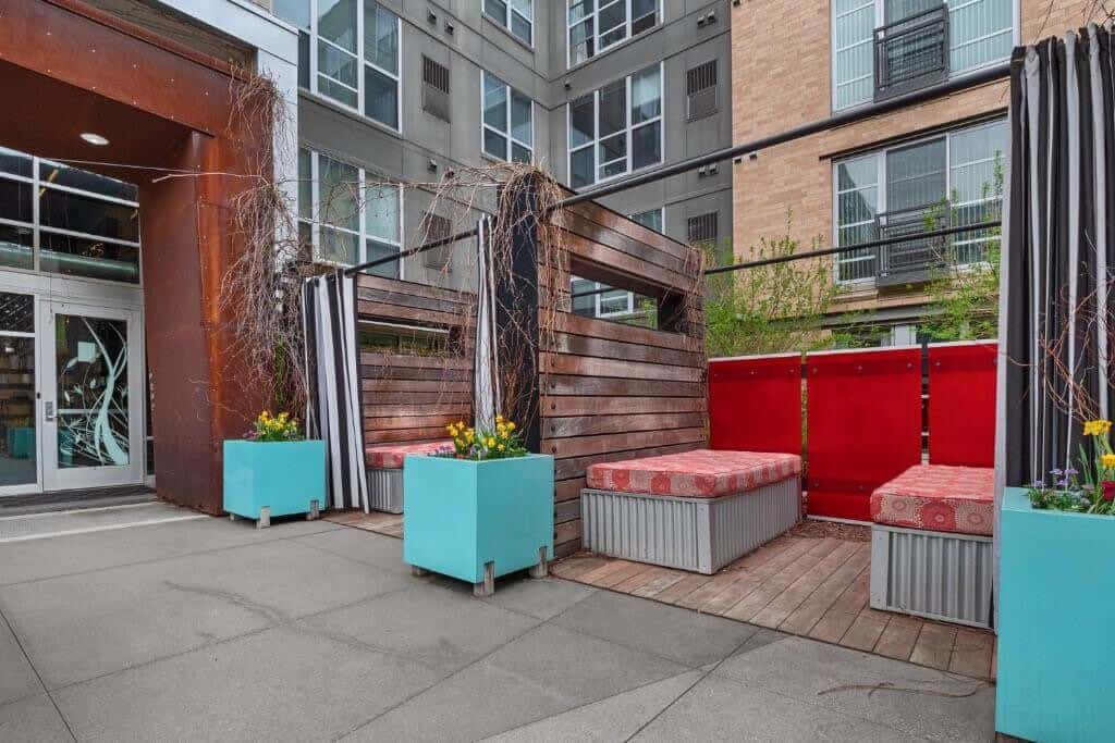 CozySuites 1BR Mill District with pool, gym