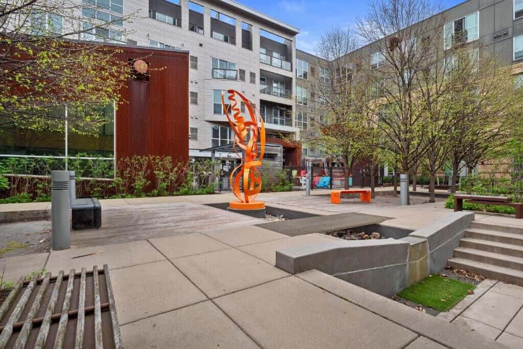 CozySuites 1BR Mill District with pool, gym