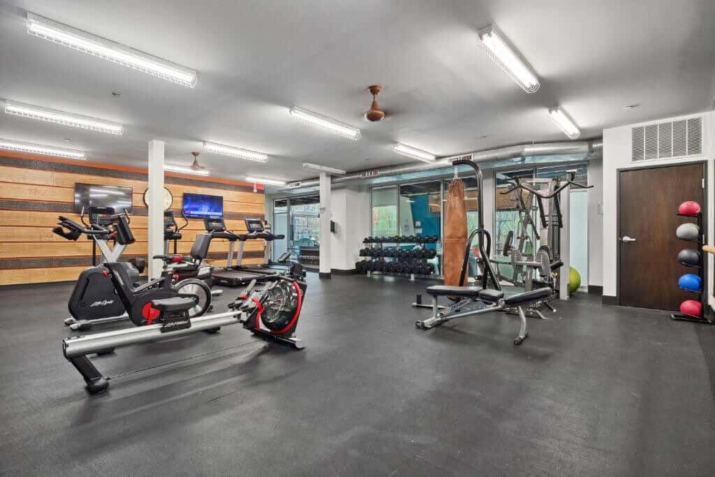 CozySuites 1BR Mill District with pool, gym