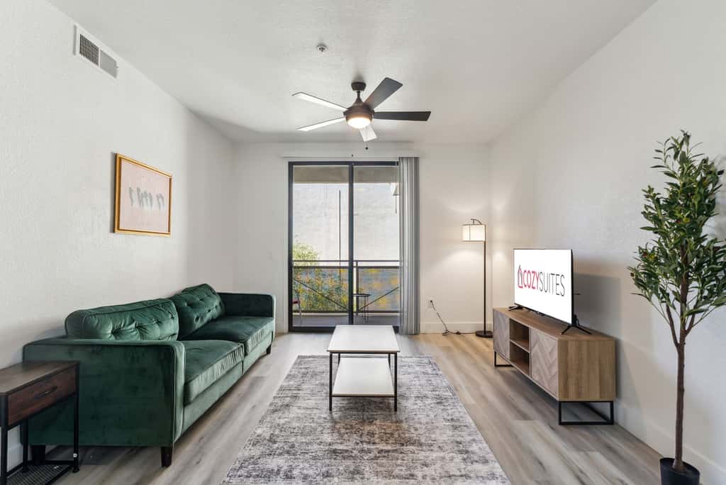 CozySuites Glendale  - Westgate w pool! 2BR