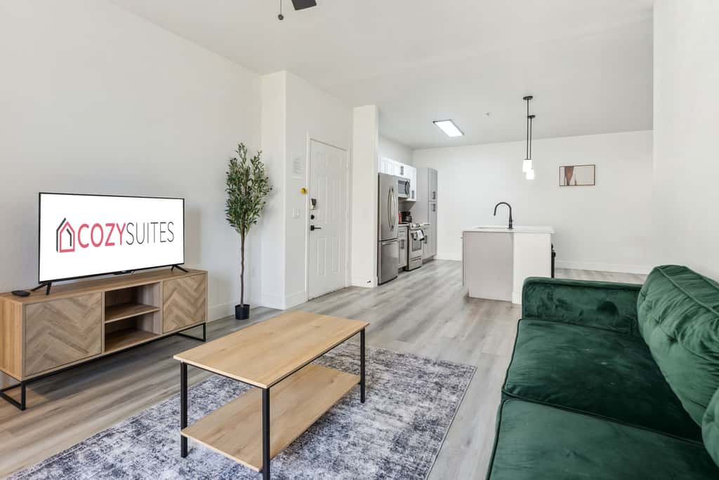 CozySuites Glendale  - Westgate w pool! 2BR