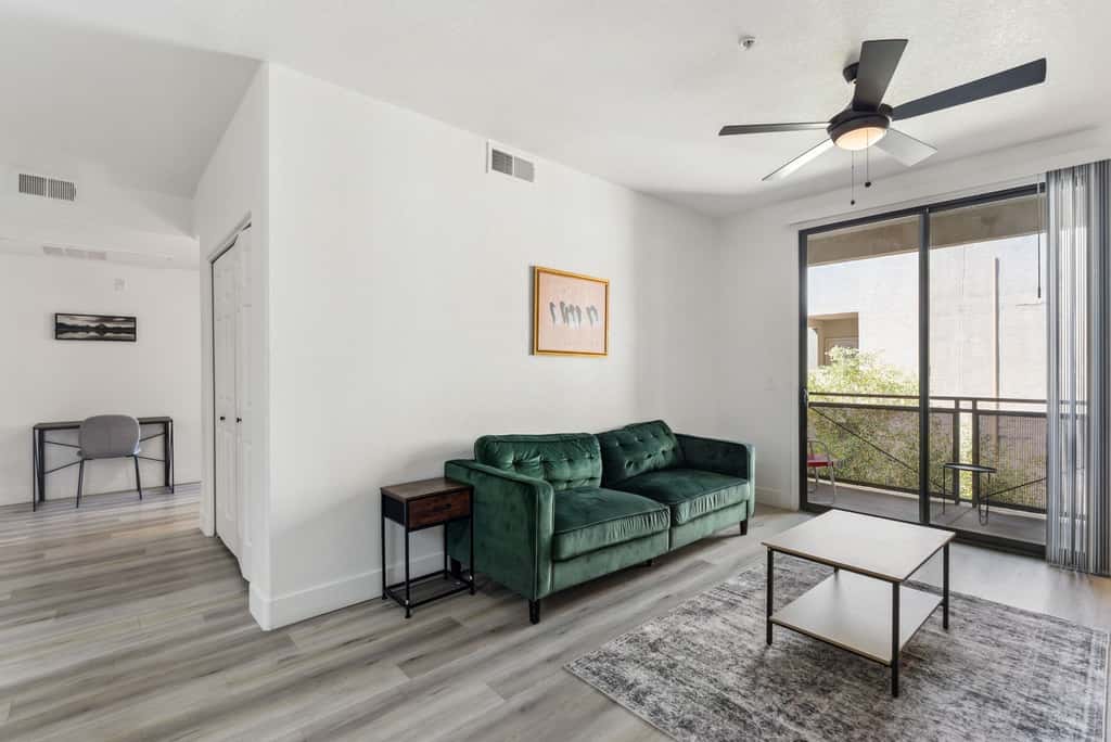 CozySuites Glendale  - Westgate w pool! 2BR