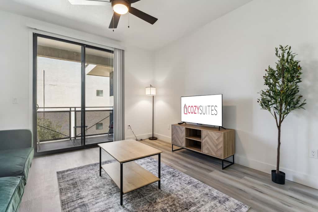 CozySuites Glendale  - Westgate w pool! 2BR