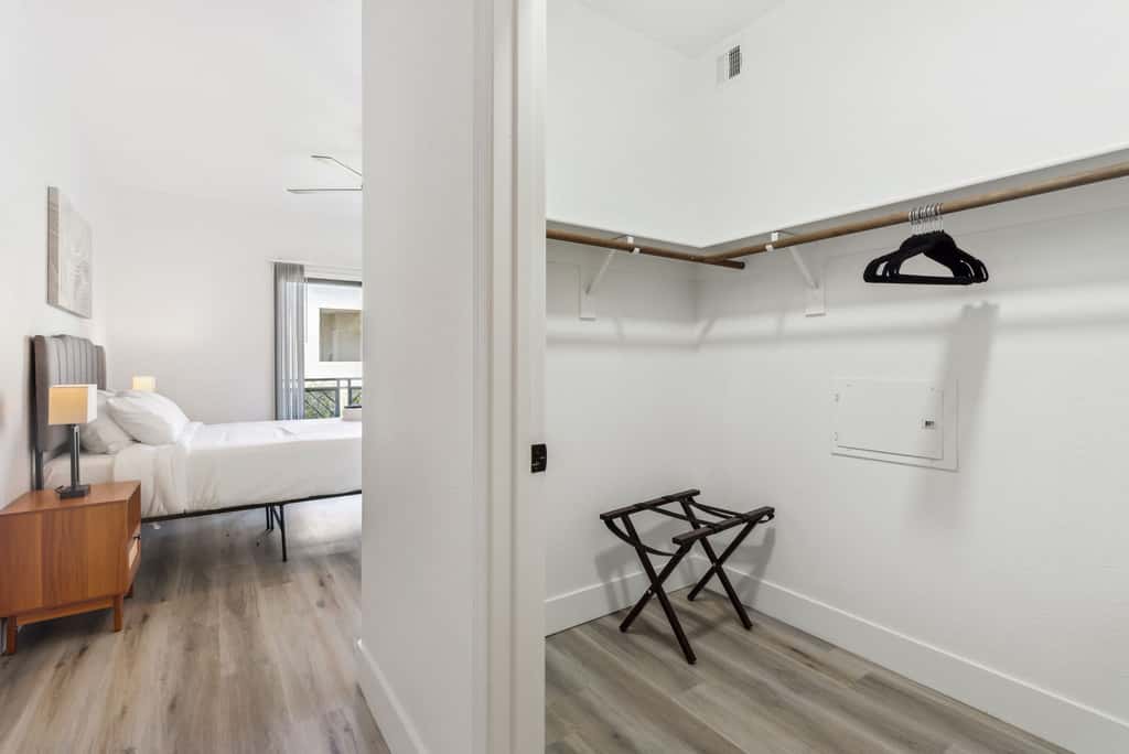 CozySuites Glendale  - Westgate w pool! 2BR