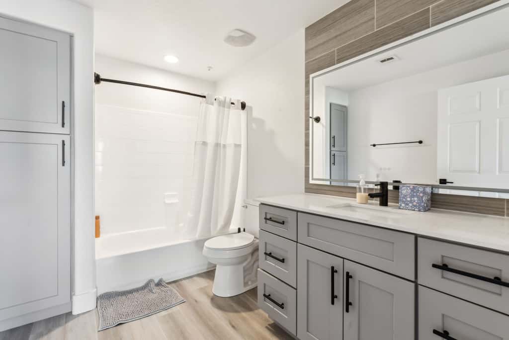 CozySuites Glendale  - Westgate w pool! 2BR