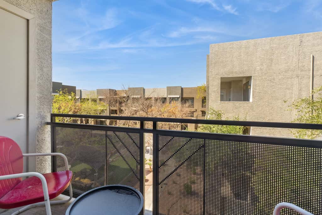 CozySuites Glendale  - Westgate w pool! 2BR
