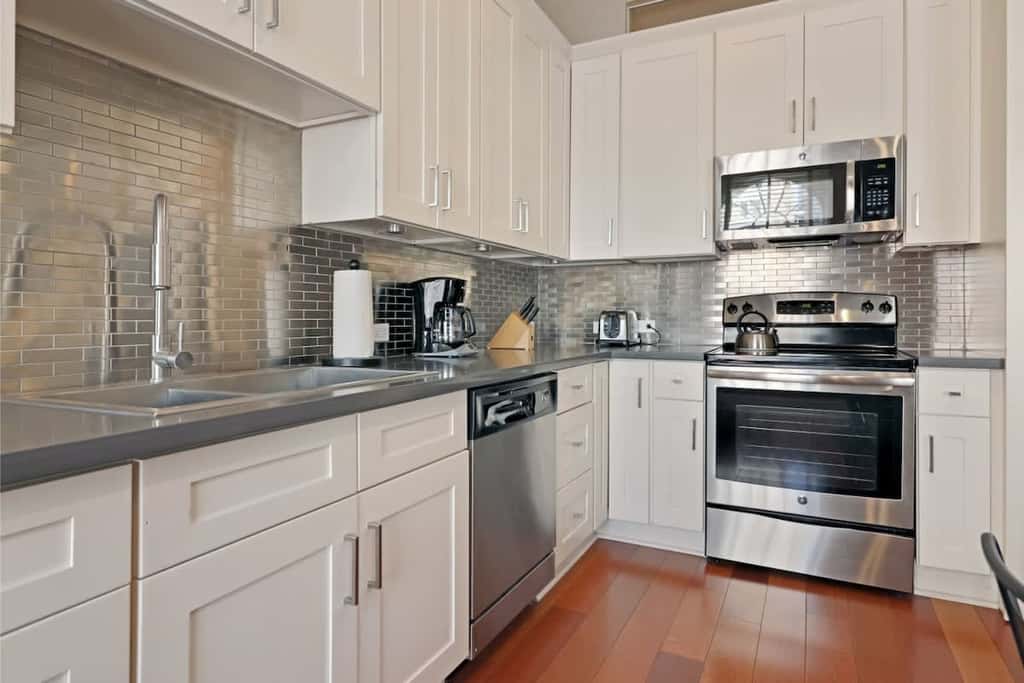 Roami at Factors Row | Near Superdome | 2BR