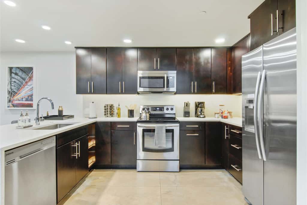 Roami at Motorworks | 2-Story | 1BR Superdome