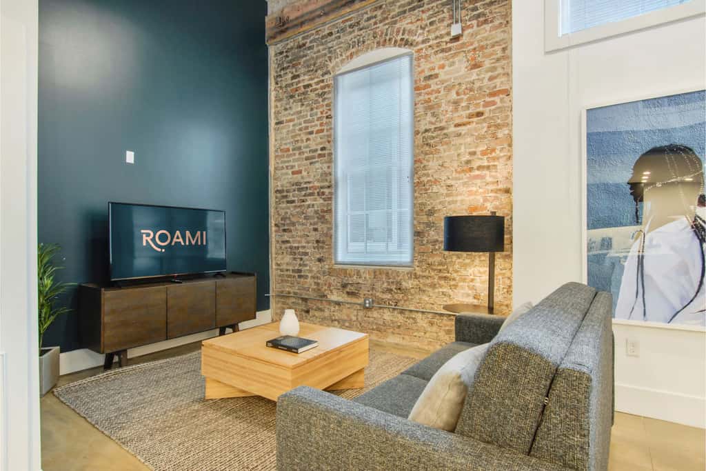 Roami at Motorworks | 2-Story | 1BR Superdome
