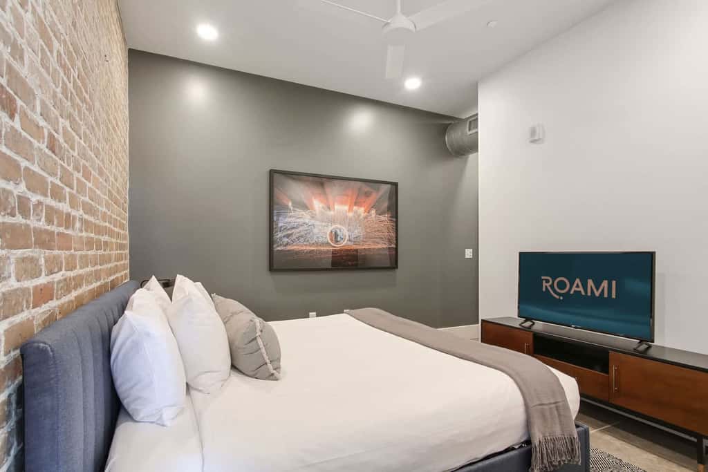 Roami at Motorworks | Group Friendly | 4BR