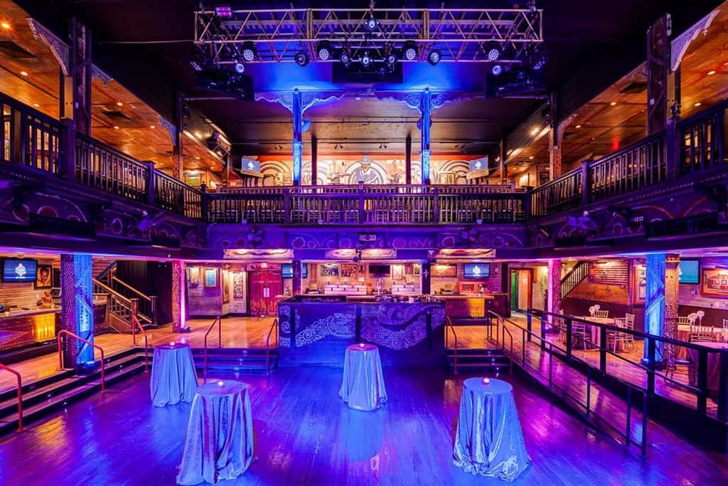 Roami at Motorworks | Group Friendly | 4BR