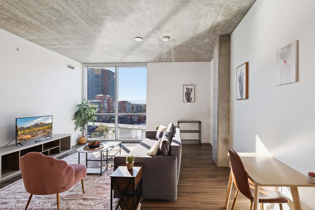 TWO CozySuites Adeline - 3BR