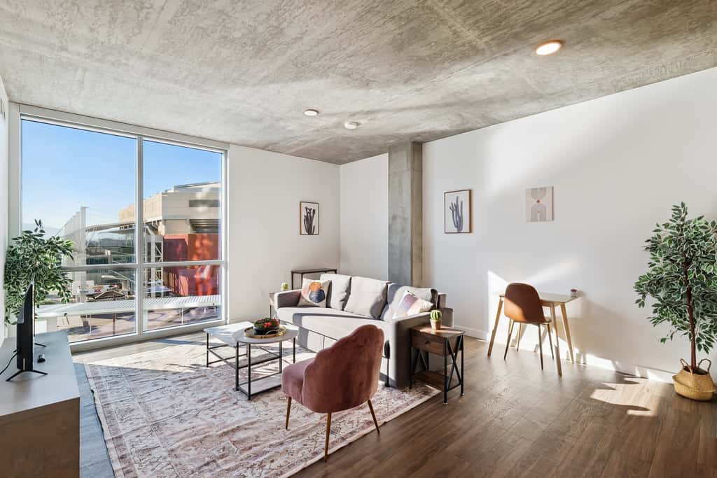TWO CozySuites Adeline - 3BR