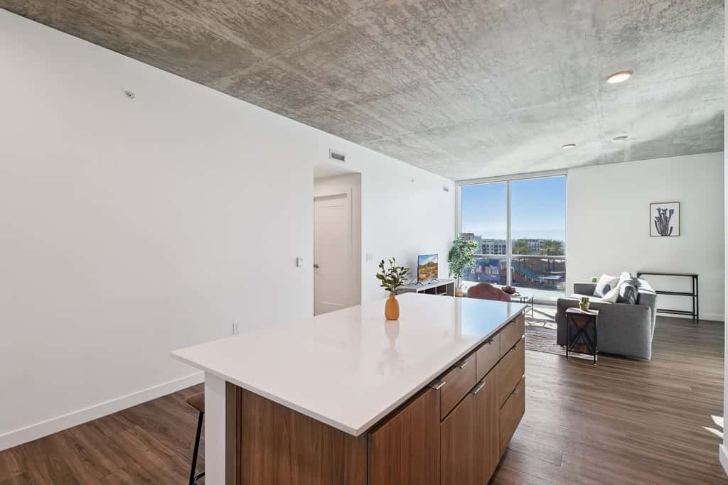 TWO CozySuites Adeline - 3BR