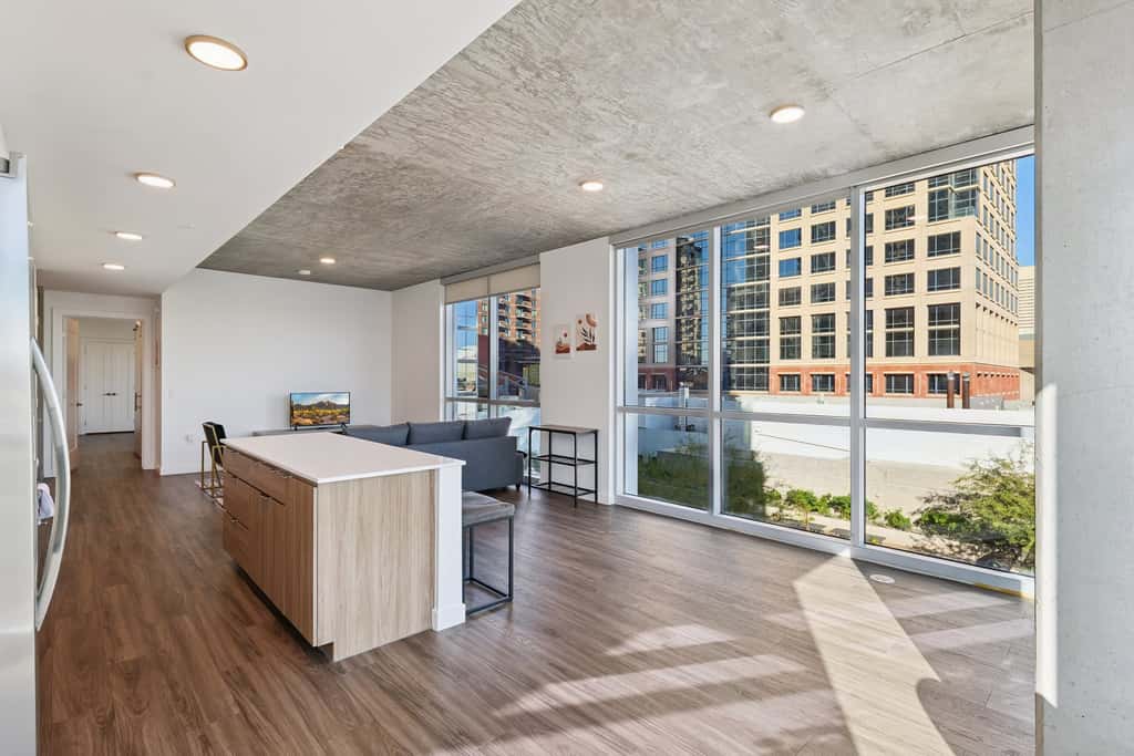 TWO CozySuites Adeline - 3BR