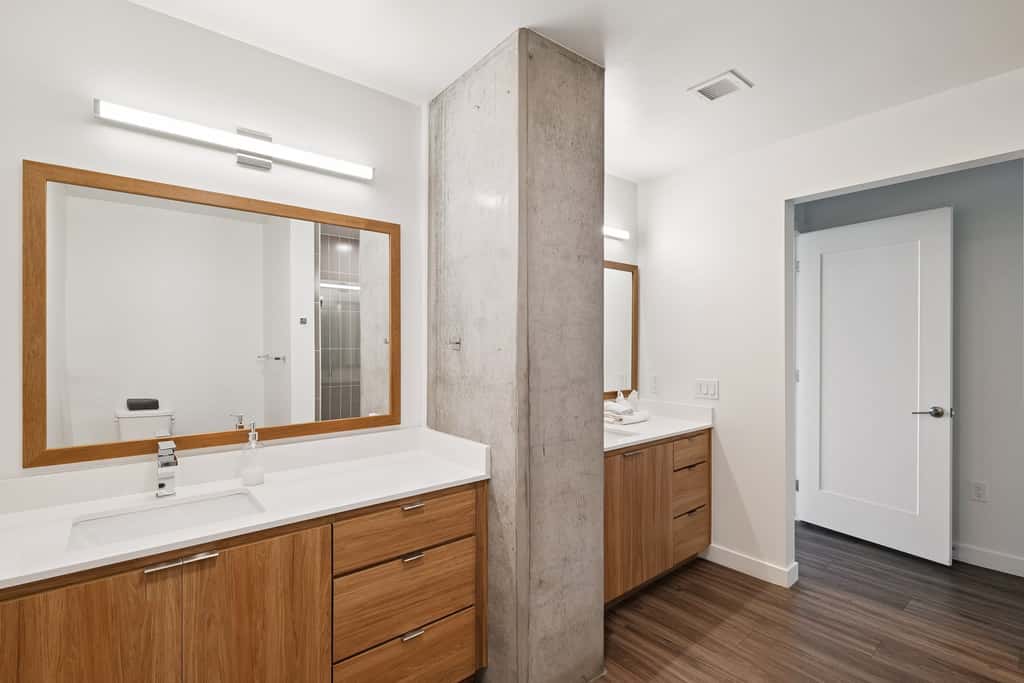 TWO CozySuites Adeline - 3BR
